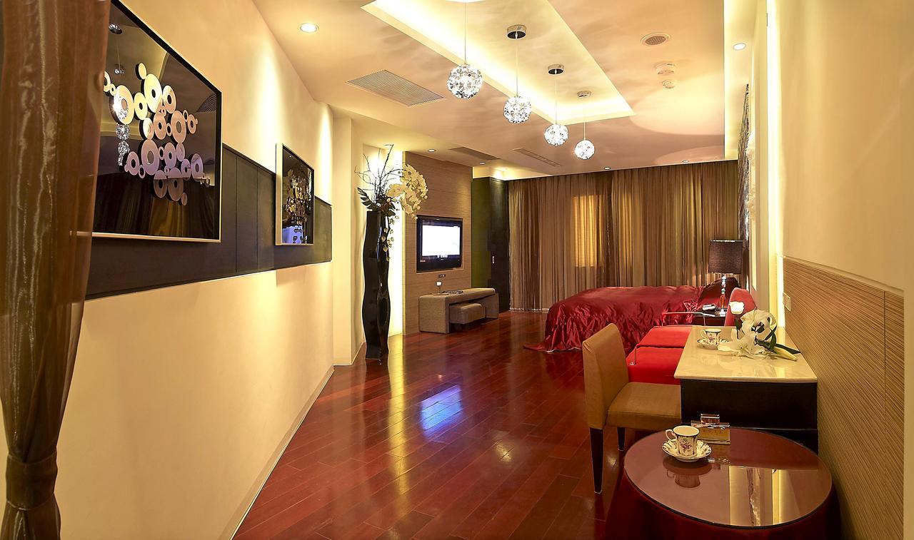 Zhunan Qi Hai Motel מראה חיצוני תמונה